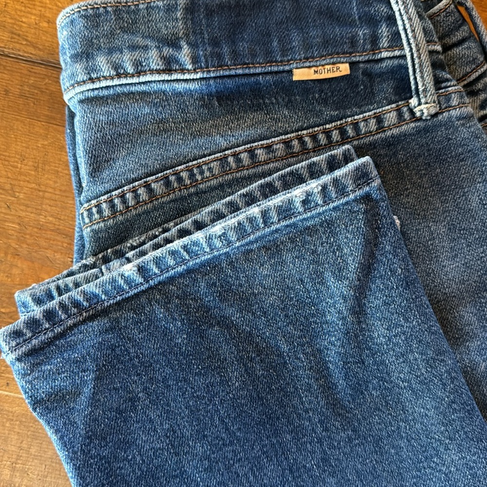 MOTHER Denim The Dazzler Mid-Rise Straight Leg